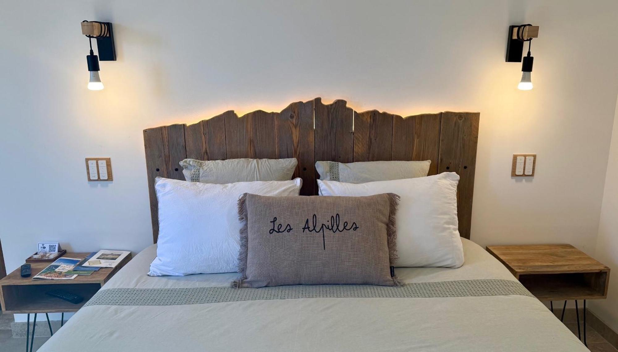 Mas Campau Bed & Breakfast Fontvieille Exterior photo