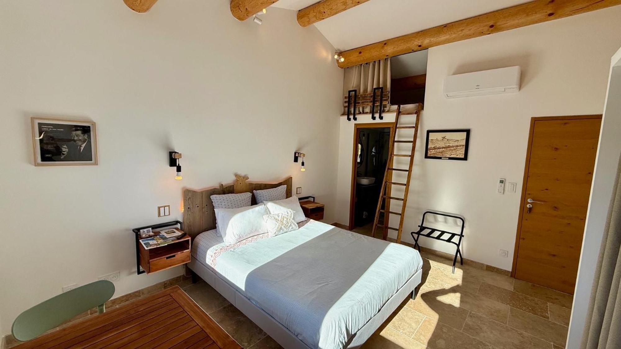 Mas Campau Bed & Breakfast Fontvieille Exterior photo